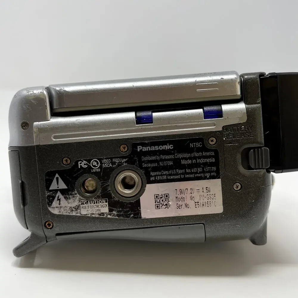 Panasonic PV-GS35 Camcorder *READ*